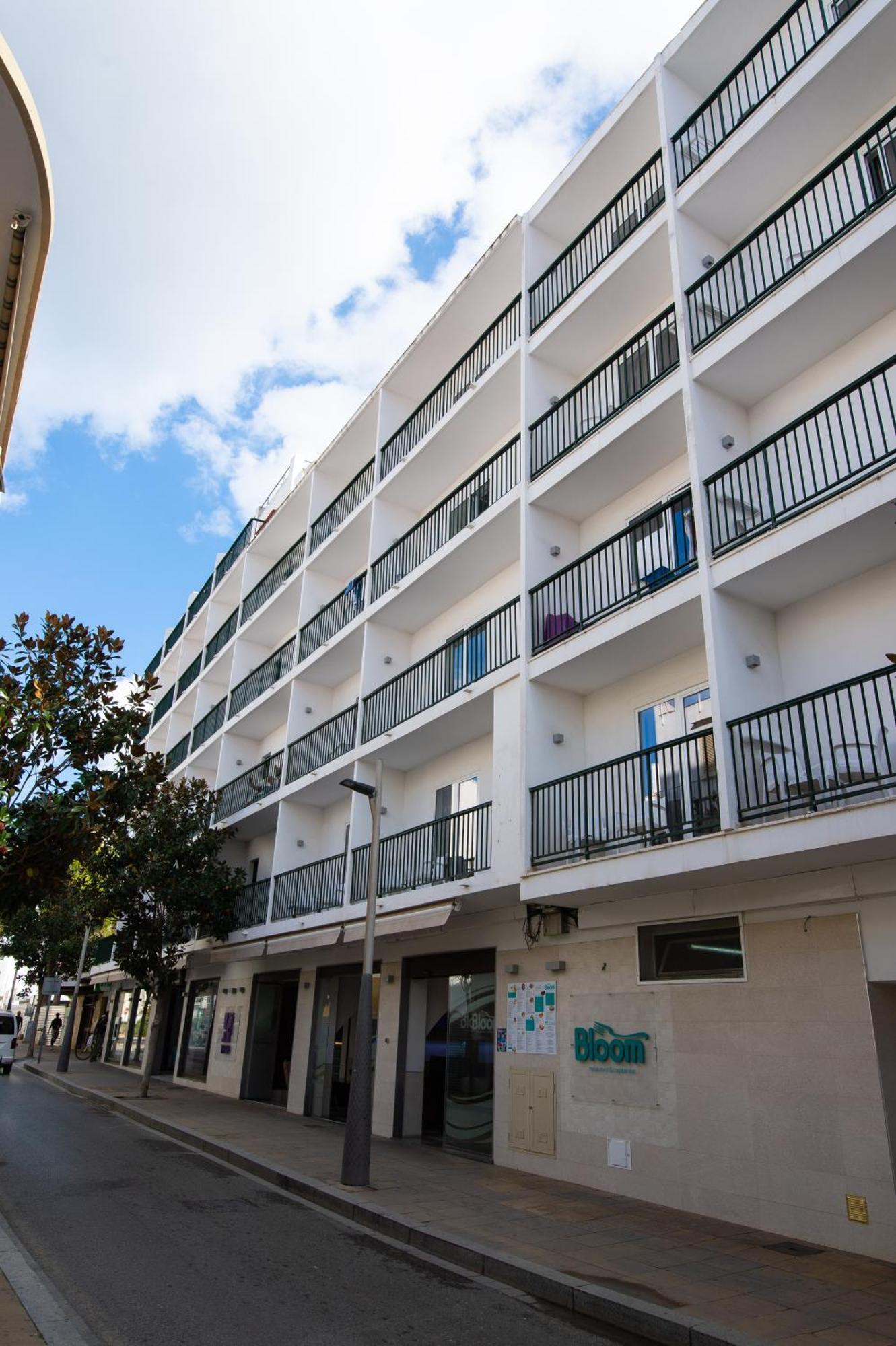 Hotel Tarba San Antonio  Exterior photo