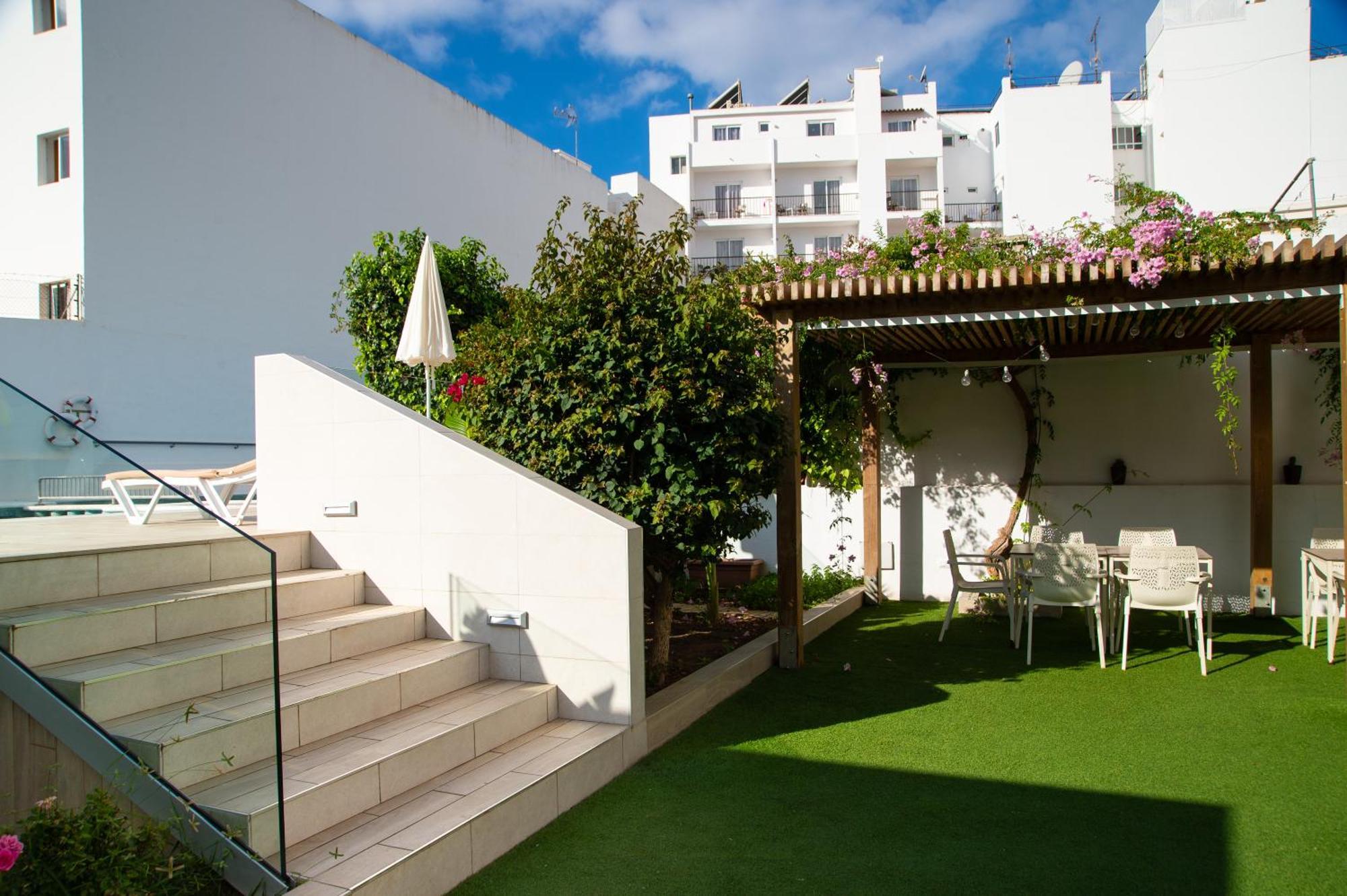 Hotel Tarba San Antonio  Exterior photo
